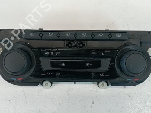 Used Climate control SEAT LEON (1P1) 1.6 TDI (105 hp) 25317070