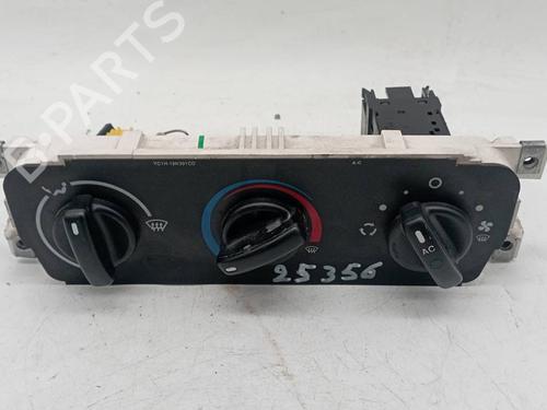 AC-Styringsenhed/Manøvreenhed AC-Styringsenhed/Manøvreenhed FORD TRANSIT Platform/Chassis (FM_ _, FN_ _, FF_ _) 2.4 TDCi 4x4 (140 hp) 39752903 39752903