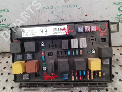 Used Fuse box OPEL ASTRA H (A04) [2004-2014]  25323417