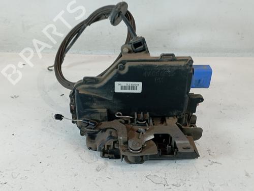 Used Rear right lock VW TOURAN (1T1, 1T2) [2003-2010]  25318412