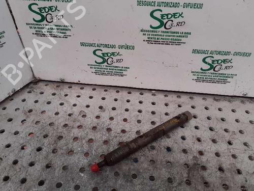 Used Injector MERCEDES-BENZ SPRINTER 2-t Bus (B901, B902) 210 D (902.471, 902.472) (102 hp) 25325139