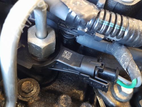 Used Injector OPEL VIVARO A Bus (X83) 2.0 CDTI (F7, J7, A07) (114 hp) 27384082