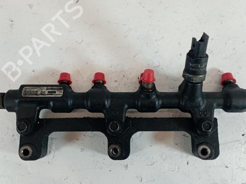 Used Injection rail KIA CARNIVAL II (GQ) [1999-2007]  25317345