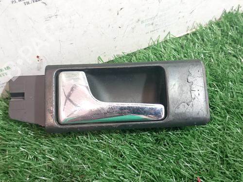Used Front left interior door handle AUDI 100 C4 Saloon (4A2) [1990-1994]  25308470