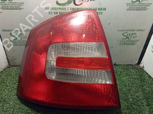 Used Left taillight SKODA OCTAVIA II (1Z3) [2004-2013]  25321819
