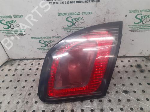 Used Right tailgate light NISSAN PRIMERA (P11) [1996-2001]  25310645