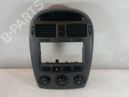 Used Climate control KIA CERATO I Saloon (LD) 1.6 (105 hp) 25324706