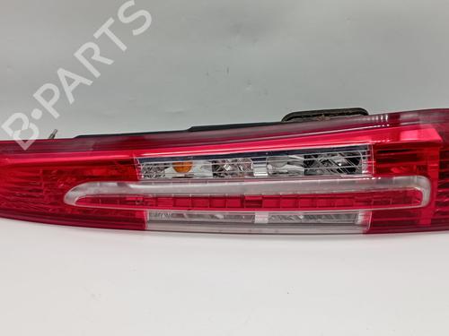 Used Right taillight FORD FOCUS C-MAX (DM2) [2003-2007]  25671453