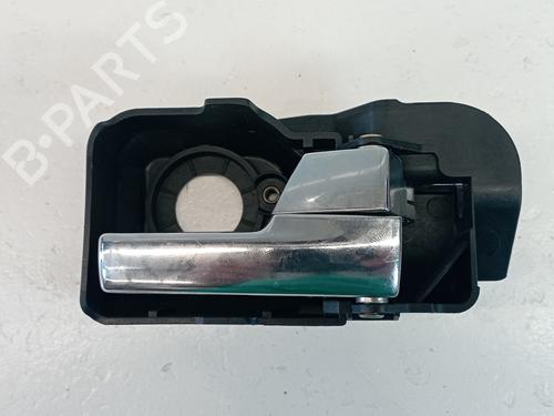 Used Front right interior door handle FORD MONDEO III (B5Y) 2.0 TDCi (130 hp) 25307643