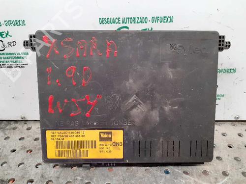 Used Fuse box Fuse box 36837647 36837647