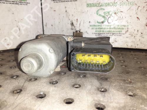 Right rear window motor MERCEDES-BENZ E-CLASS (W210) E 290 Turbo-D (210.017) | BP25313166E22 
