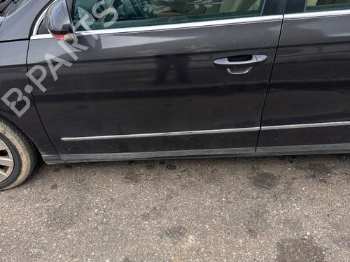 Used Left front door VW PASSAT B6 (3C2) [2005-2010]  25327844