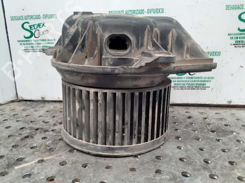 Used Heater blower motor OPEL VIVARO A Van (X83) [2001-2015]  25317462