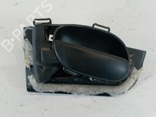 Venstre foran invendig håndtak PEUGEOT 206 CC (2D) [2000-2008]  25307659