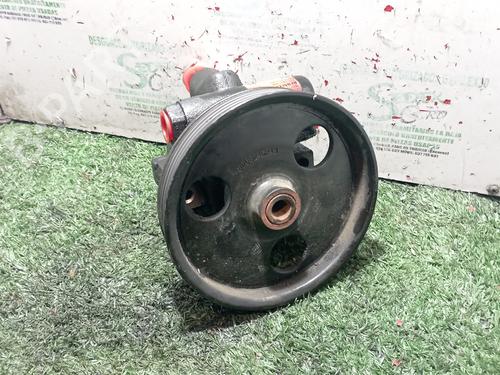 Used Steering pump RENAULT MEGANE I Classic (LA0/1_) 1.4 16V (LA0D, LA1H, lA0W, LA10) (95 hp) 25314155