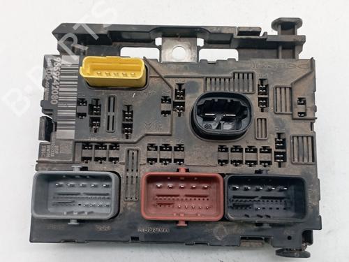 Used Fuse box PEUGEOT 307 Break (3E) 1.6 HDi 110 (109 hp) 29729743