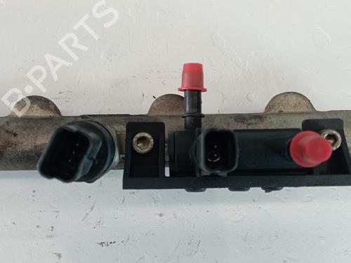 Injection rail CITROËN C5 I (DC_) 2.2 HDi (DC4HXB, DC4HXE) | BP25312304M98 