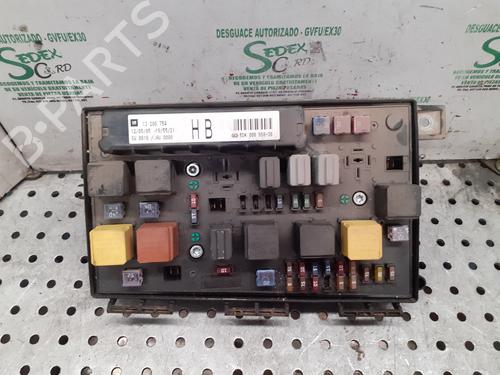 Fuse box OPEL ASTRA H (A04)  | BP25321052E1 