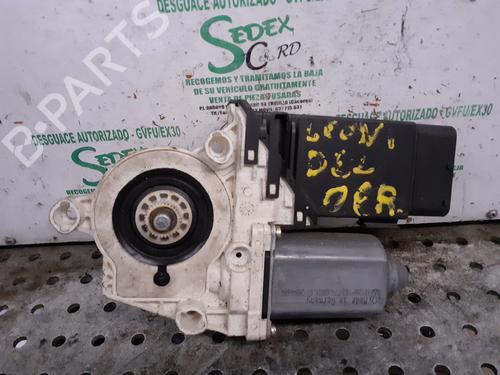 Rudehejsemotor forskærm højre VW PASSAT B5.5 (3B3) [2000-2005]  25313688
