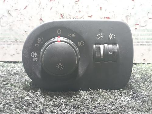 Used Headlight switch SEAT LEON (1P1) [2005-2013]  25312213