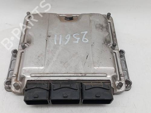 Used Engine control unit (ECU) Engine control unit (ECU) NISSAN INTERSTAR Bus (X70) dCi 80 (82 hp) 39988987 39988987