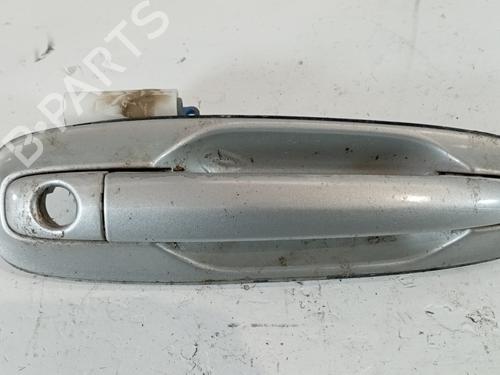 Venstre fortil udvendigt håndtag CHEVROLET NUBIRA Saloon 1.4 (95 hp) 25308010