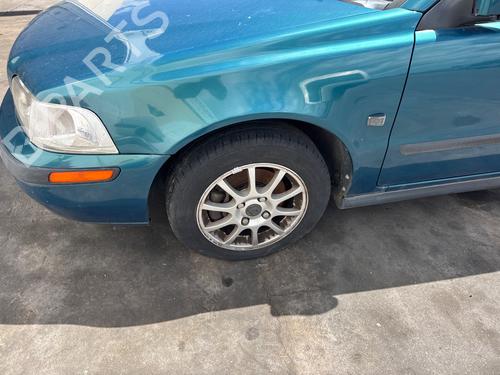 Used Left front fenders VOLVO S40 I (644) 2.0 T (160 hp) 25316480