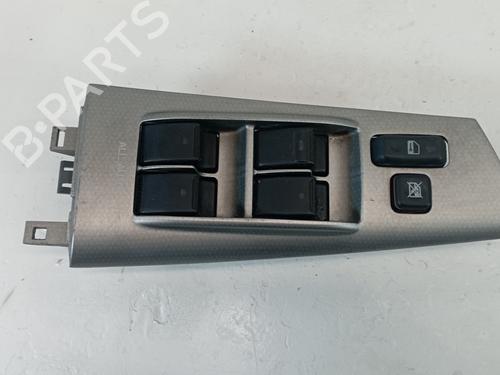 Used Left front window switch TOYOTA COROLLA Estate (_E12_) 1.4 D4-D (NDE120_, NDE120R) (90 hp) 25312649