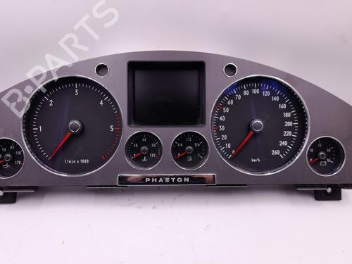 Used Instrument cluster Instrument cluster VW PHAETON (3D1, 3D2, 3D3, 3D4, 3D6, 3D7, 3D8, 3D9) 3.0 V6 TDI 4motion (224 hp) 33802101 33802101