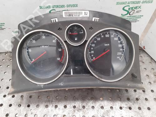 Used Instrument cluster OPEL ZAFIRA / ZAFIRA FAMILY B (A05) [2005-2019]  25321534