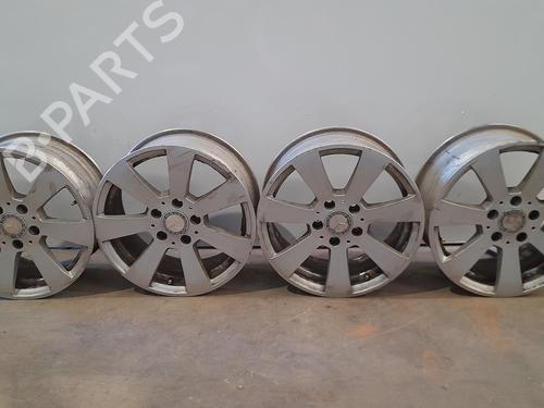 Used Rim MERCEDES-BENZ C-CLASS (W204) [2007-2015]  25329469