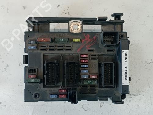 Used Fuse box PEUGEOT 206 Hatchback (2A/C) [1998-2012]  25323485