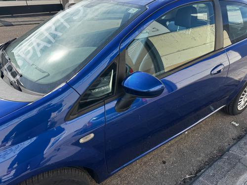 Used Left mirror FIAT GRANDE PUNTO (199_) 1.3 D Multijet (199.AXD11, 199.AXD1A, 199.AXD1B,... (90 hp) 25320557