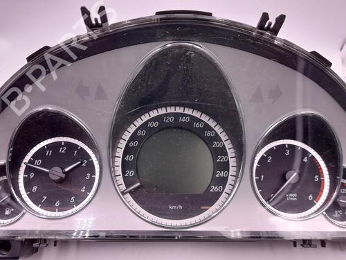 Used Instrument cluster Instrument cluster MERCEDES-BENZ E-CLASS (W212) E 220 CDI / BlueTEC (212.001, 212.002) (170 hp) 34215301 34215301