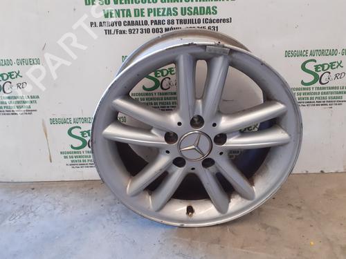 Fælk MERCEDES-BENZ C-CLASS (W203) [2000-2007]  25329768