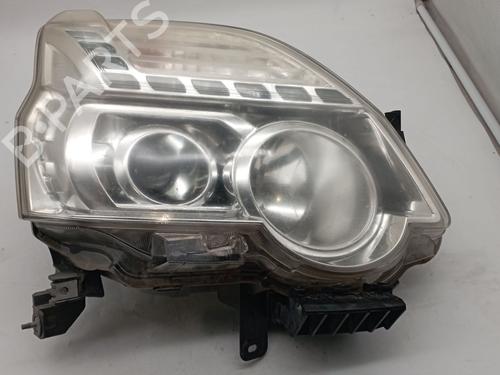 Phare droit NISSAN X-TRAIL II (T31) [2007-2018]  32303423