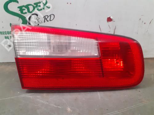 Used Left tailgate light RENAULT LAGUNA II (BG0/1_) [2001-2007]  25310026
