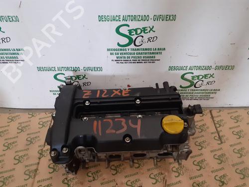 Used Cylinder head OPEL AGILA (A) (H00) [2000-2007]  25329732