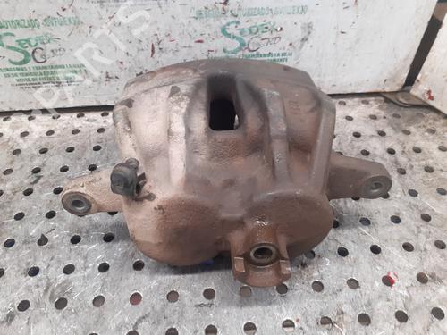 Right front brake caliper LAND ROVER DISCOVERY II (L318)  | BP25325106M104 