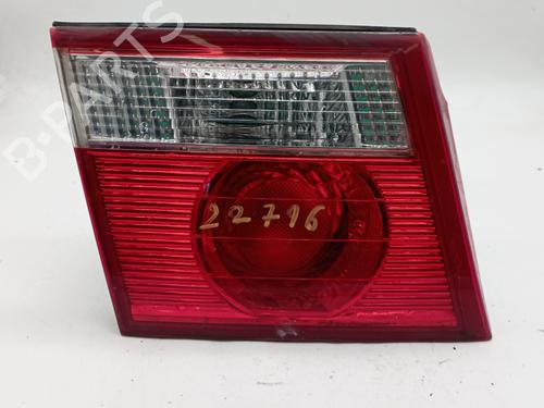 Used Left tailgate light KIA CARENS II MPV (FJ) [2002-2013]  28671991