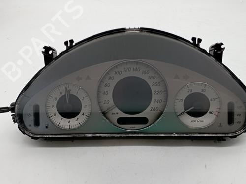Used Instrument cluster Instrument cluster MERCEDES-BENZ E-CLASS (W211) E 320 CDI (211.026) (204 hp) 33891491 33891491