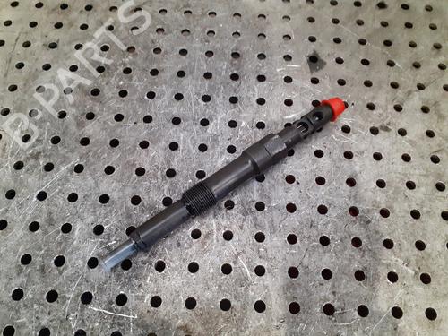 Used Injector FORD MONDEO III Saloon (B4Y) [2000-2007]  25326272