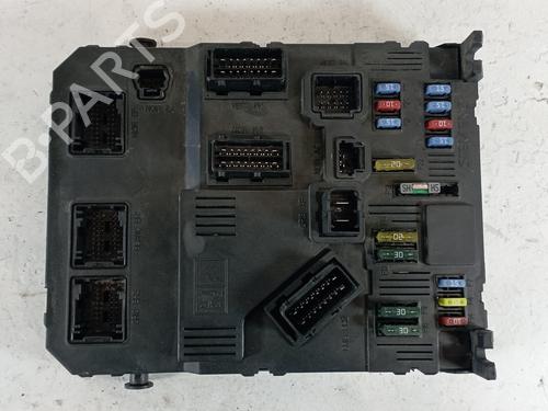 Used Fuse box PEUGEOT 407 SW (6E_, 6D_) 2.0 HDi (163 hp) 25319080