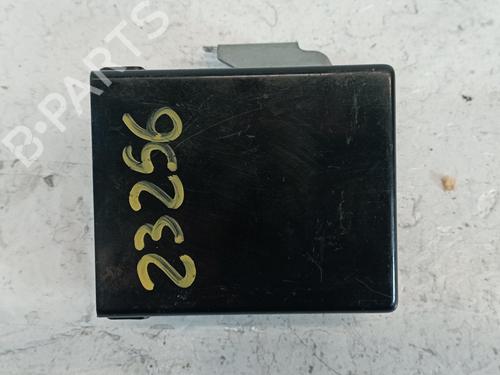 Used Electronic module TOYOTA RAV 4 II (_A2_) 2.0 4WD (ACA21, ACA20) (150 hp) 25315557