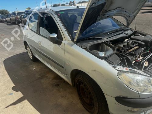 Getriebe PEUGEOT 206 Hatchback (2A/C) 1.4 16V | BP25328892M3