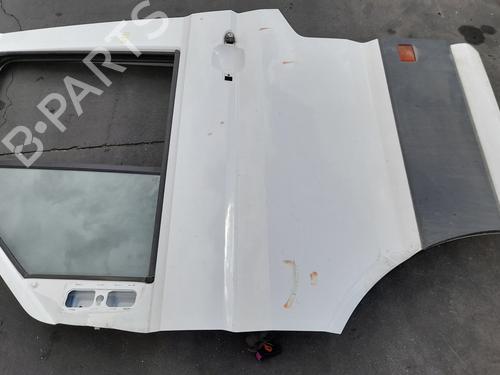 Used Left front door VW CRAFTER Platform/Chassis (SZ_) [2016-2025]  29636429