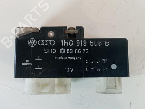 Used Electronic module SEAT IBIZA III (6L1) [2002-2009]  25310771