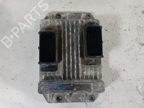 Used Engine control unit (ECU) OPEL MERIVA A MPV (X03) [2003-2010]  25324061