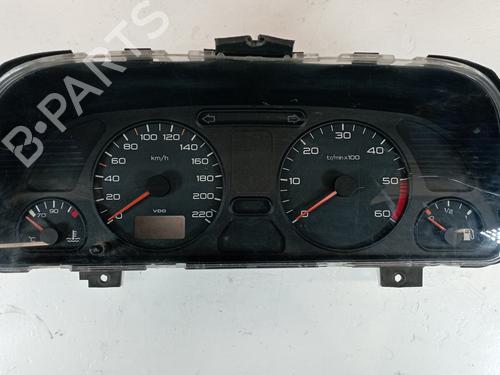 Used Instrument cluster PEUGEOT 306 (7B, N3, N5) 1.9 SRDT (90 hp) 25310579