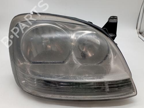 Used Right headlight NISSAN ALMERA TINO (V10) [1998-2006]  28953118